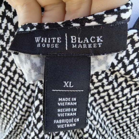 WHBM Lace Trim V-Neck Camisole with Adjustable Straps Sz XL - Picture 4 of 8